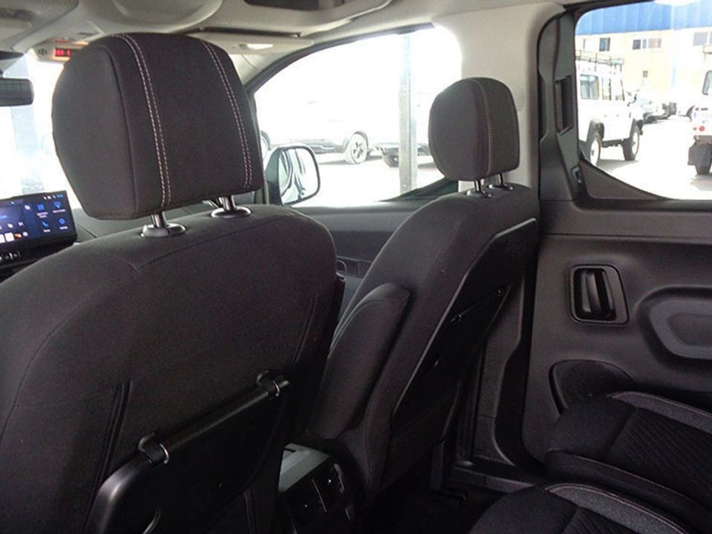 Peugeot Rifter BlueHDi 100 Allure Business Standard 73 kW (100 CV)