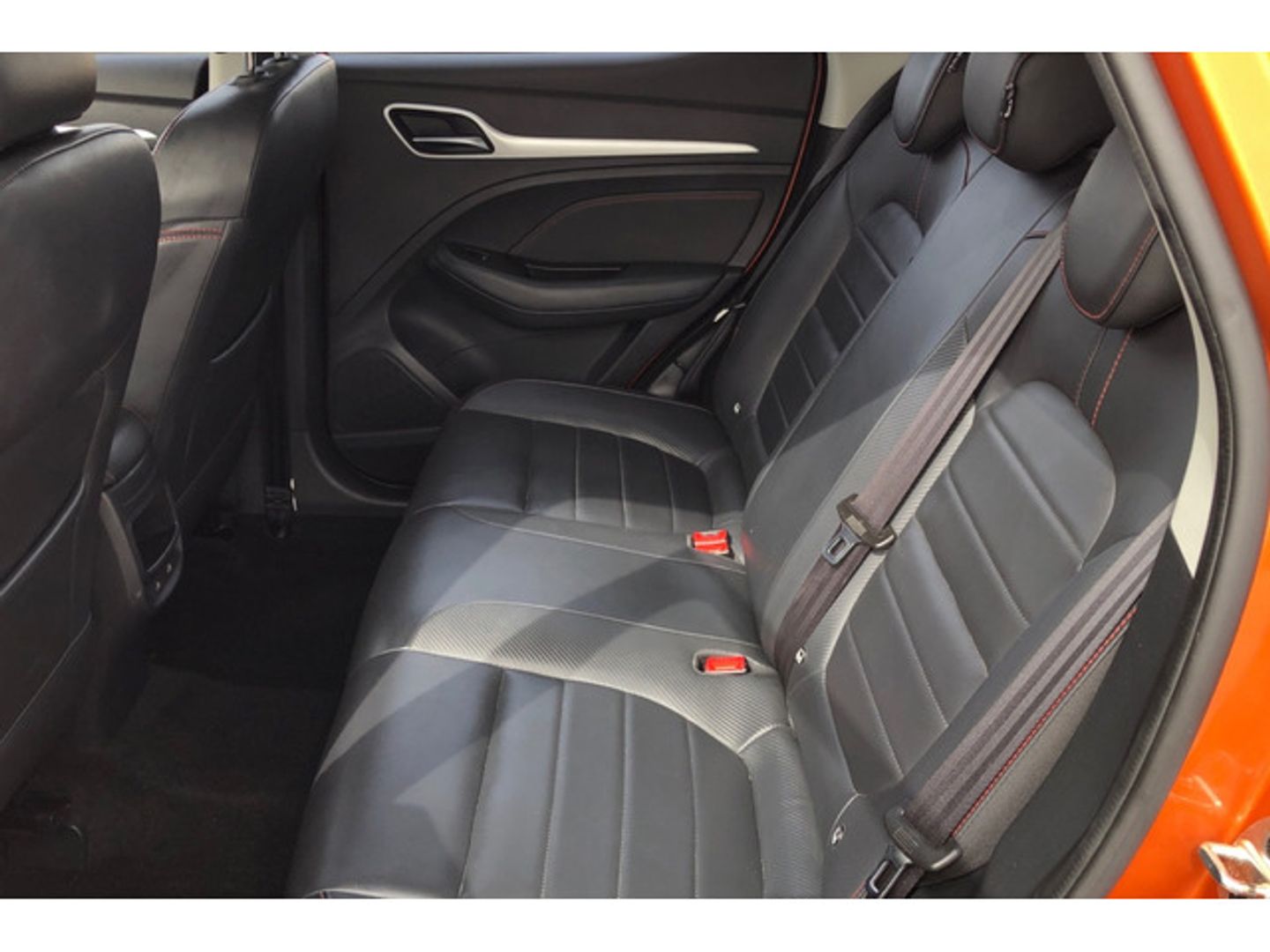 MG ZS 1.5 Luxury 78 kW (106 CV)