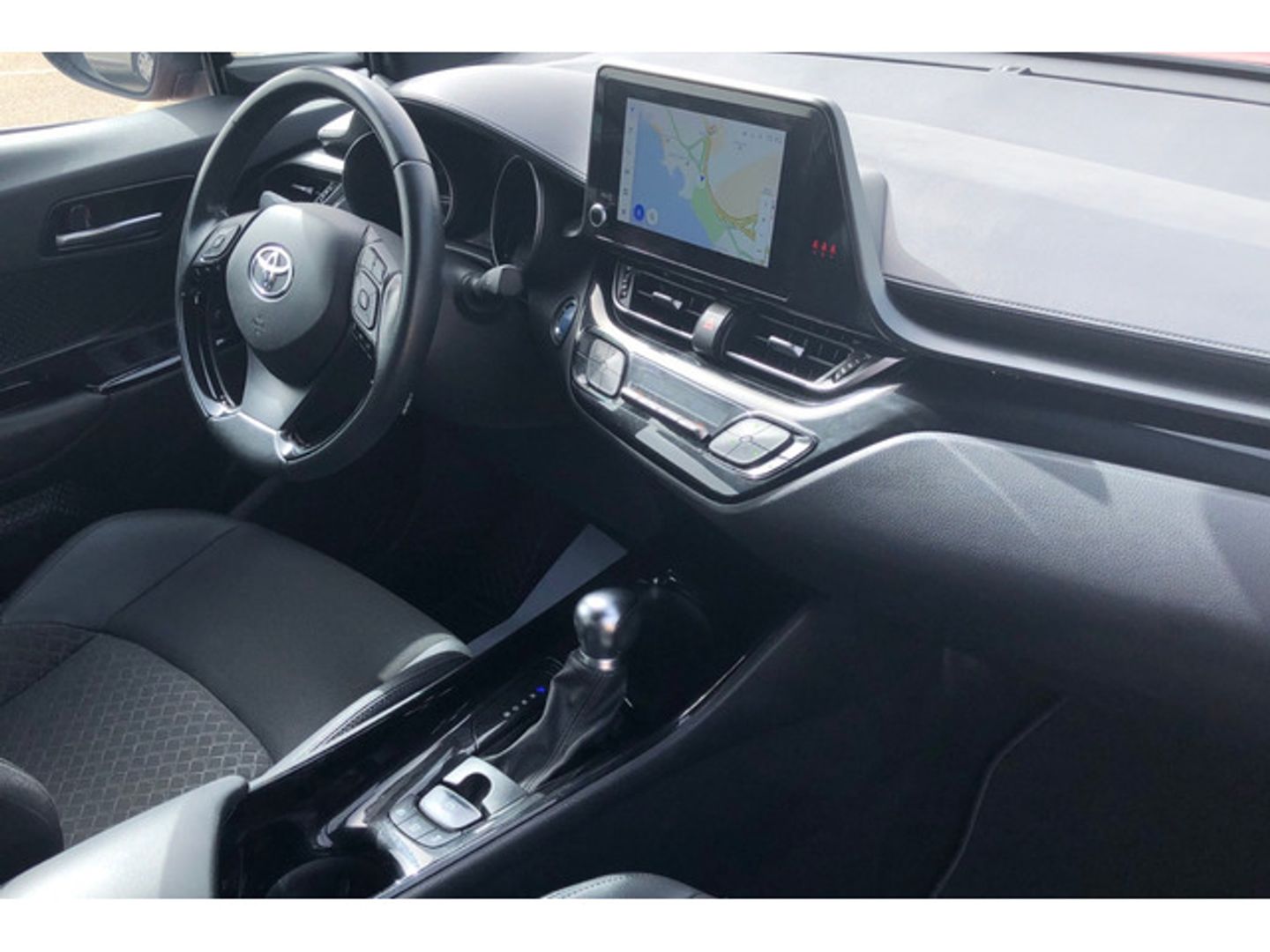 Toyota C-HR 1.8 125H Active 90 kW (122 CV)