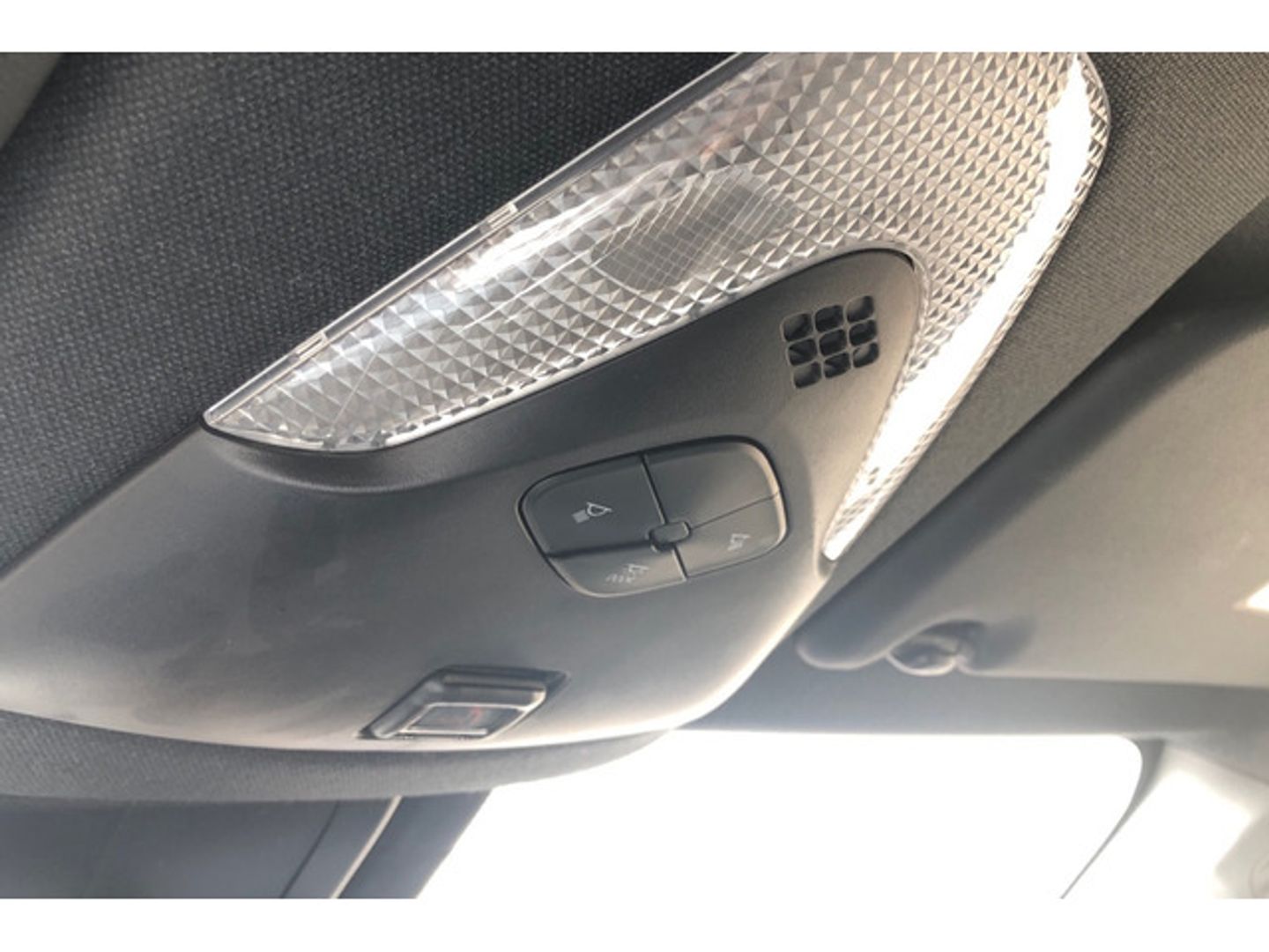 Toyota C-HR 1.8 125H Active 90 kW (122 CV)