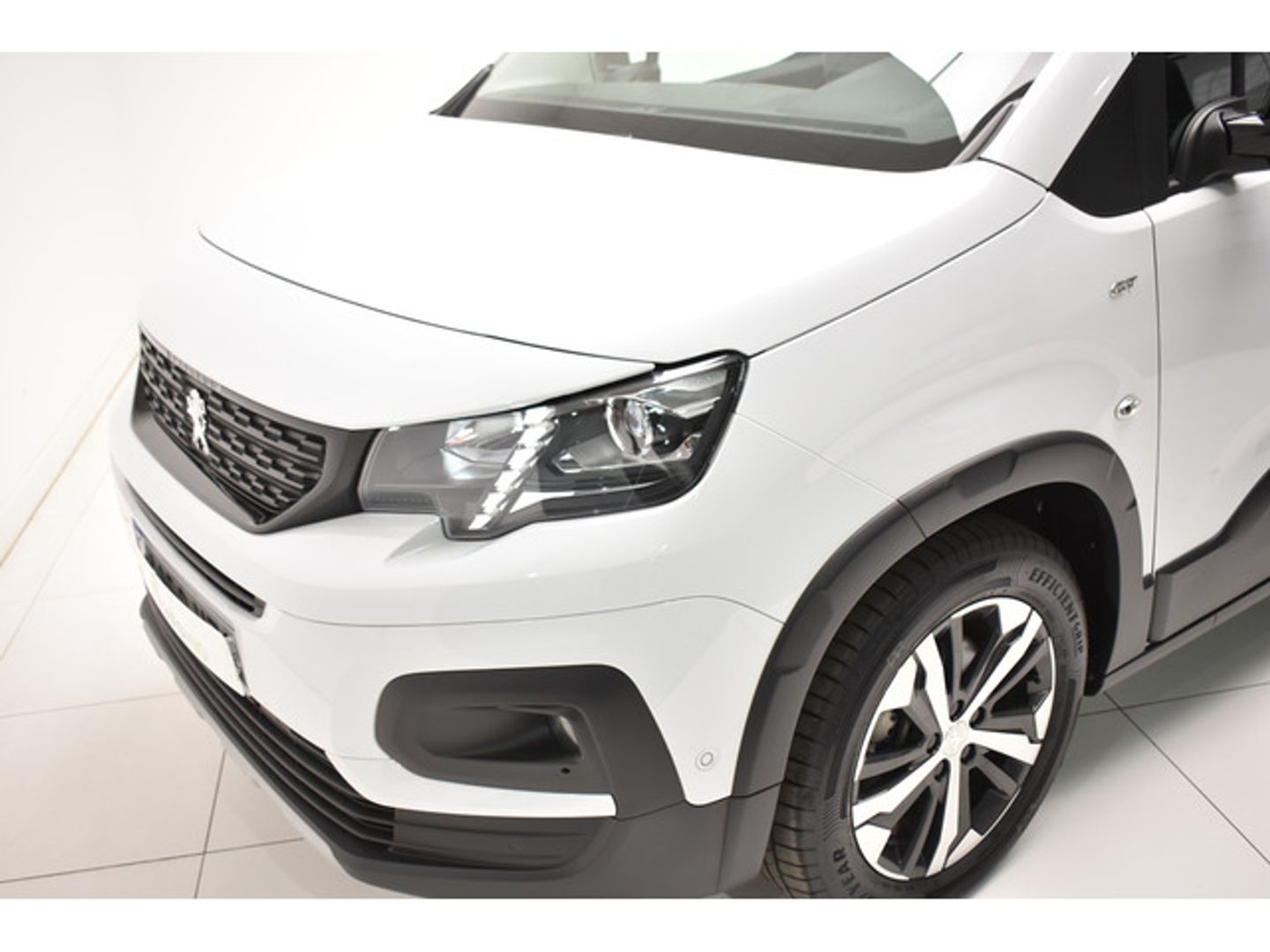Peugeot e-Rifter Allure Long 100 kW (136 CV)