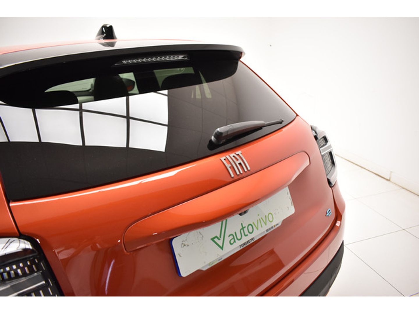 Fiat 600e La prima 54kwh 115 kW (156 CV)