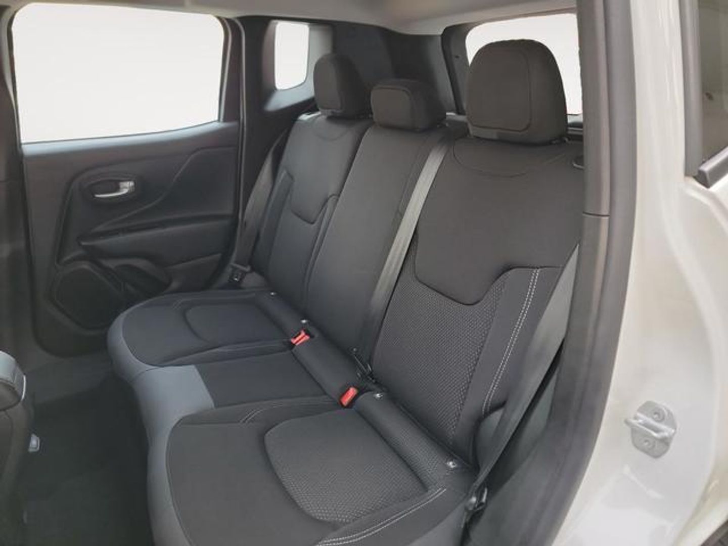 Jeep Renegade eHybrid 1.5 Altitude DCT 96 kW (130 CV)