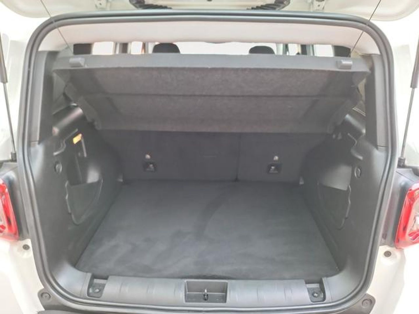 Jeep Renegade eHybrid 1.5 Altitude DCT 96 kW (130 CV)
