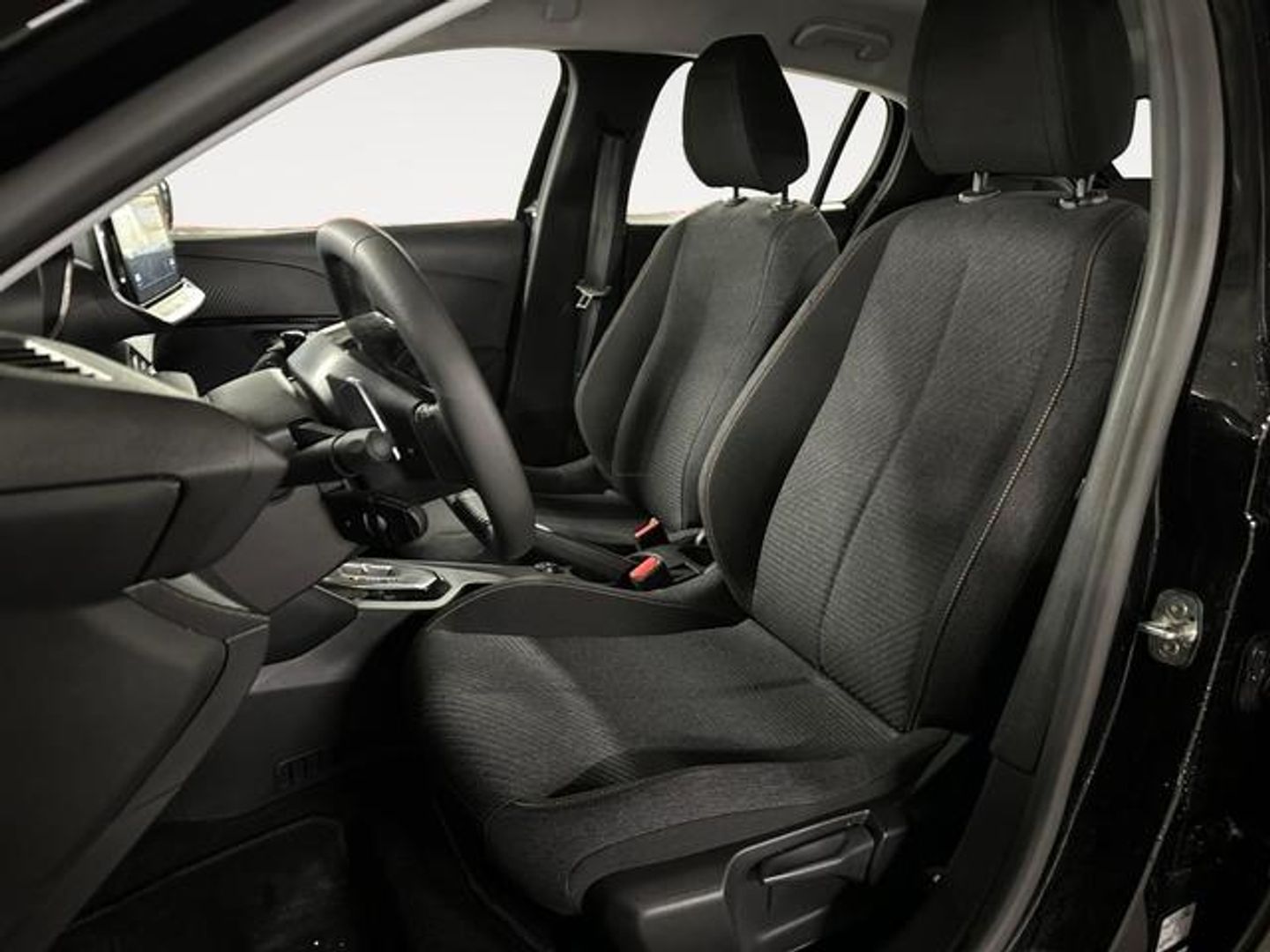 Peugeot 208 Style Hybrid 100 eDCS6 75 kW (100 CV)