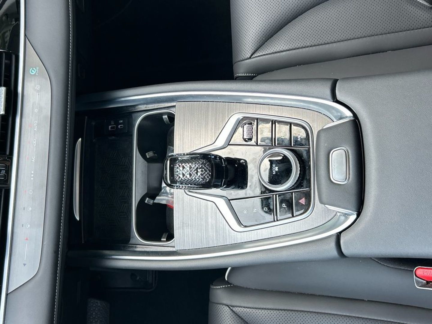 Ebro S700 1.5 TGDI PHEV Luxury E-CVT 255 kW (347 CV)