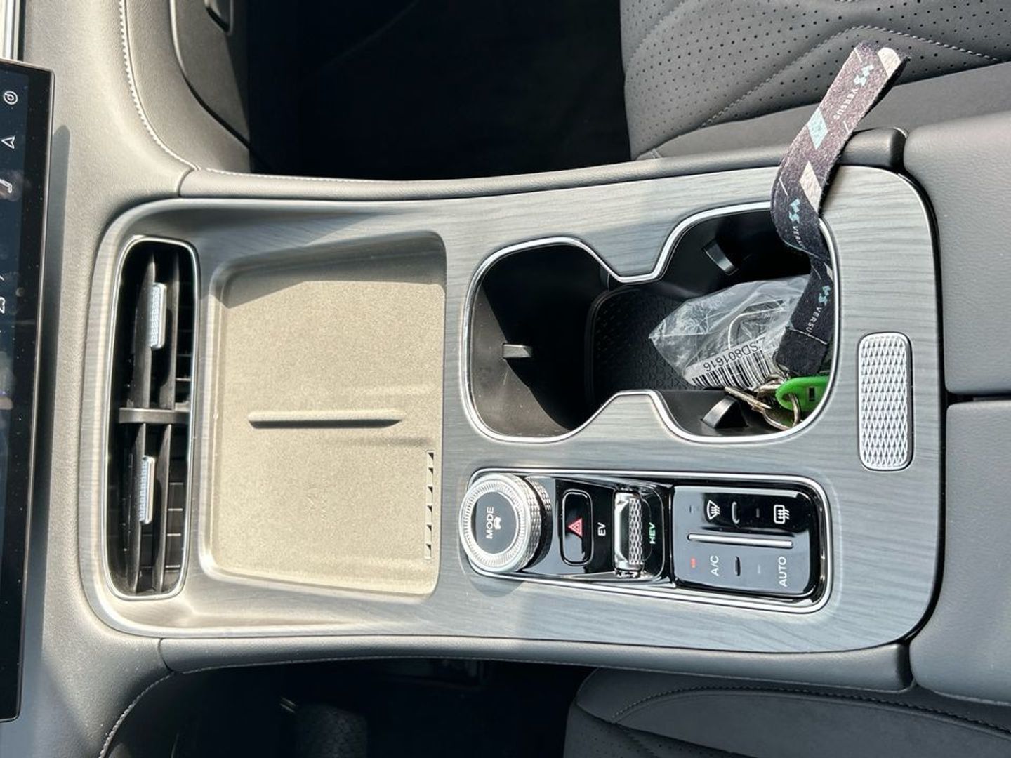 Ebro S800 1.5 TGDI PHEV Luxury E-CVT 255 kW (347 CV)