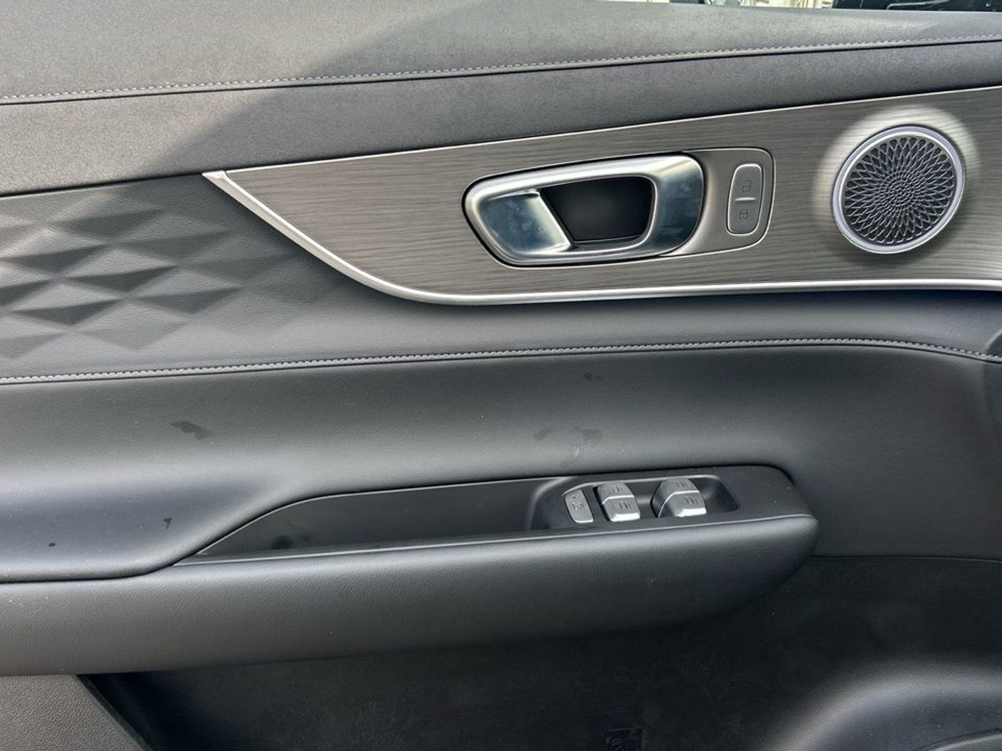 Ebro S800 1.5 TGDI PHEV Luxury E-CVT 255 kW (347 CV)