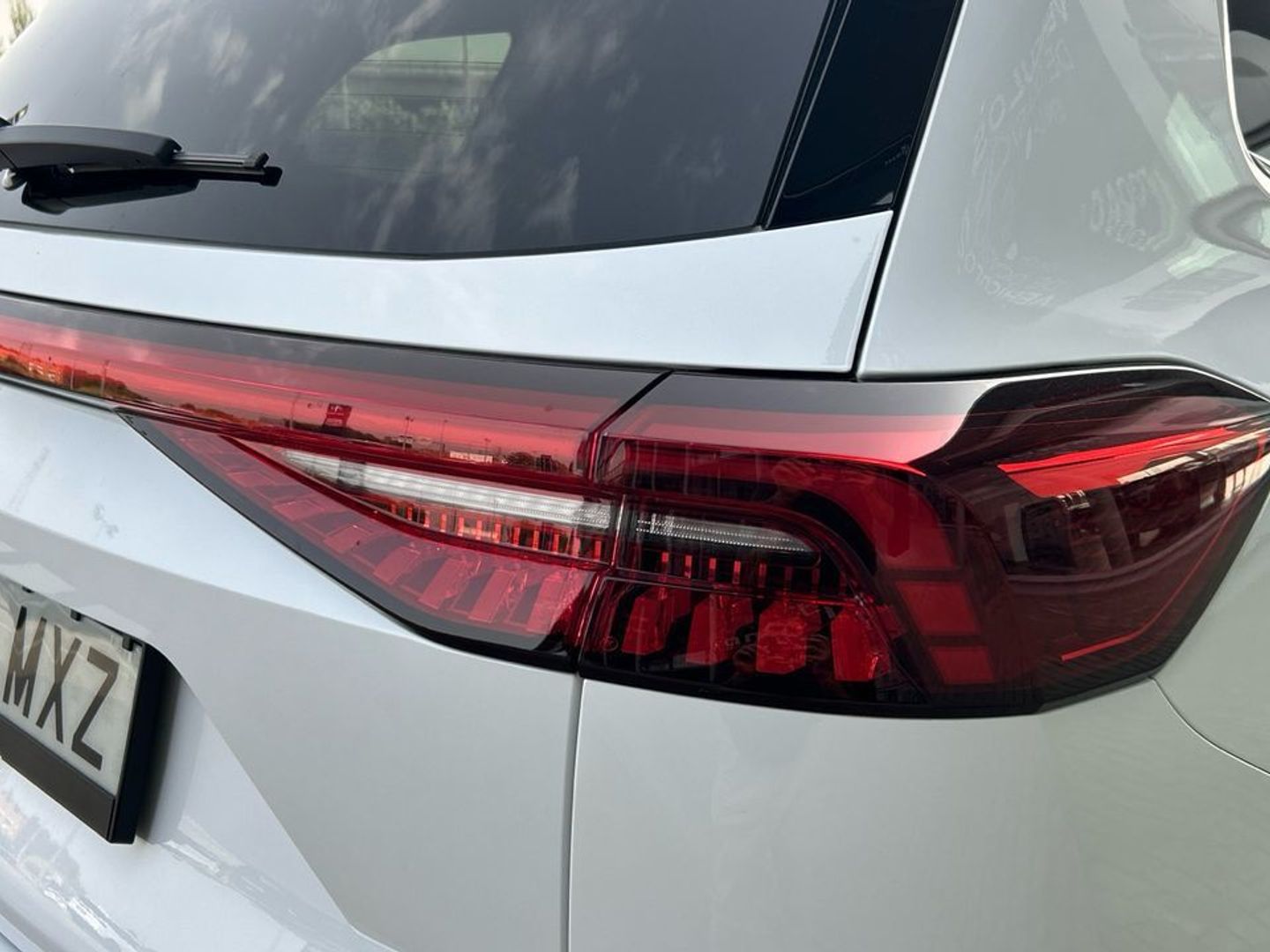 Ebro S800 1.6 TGDI Luxury DCT 108 kW (147 CV)