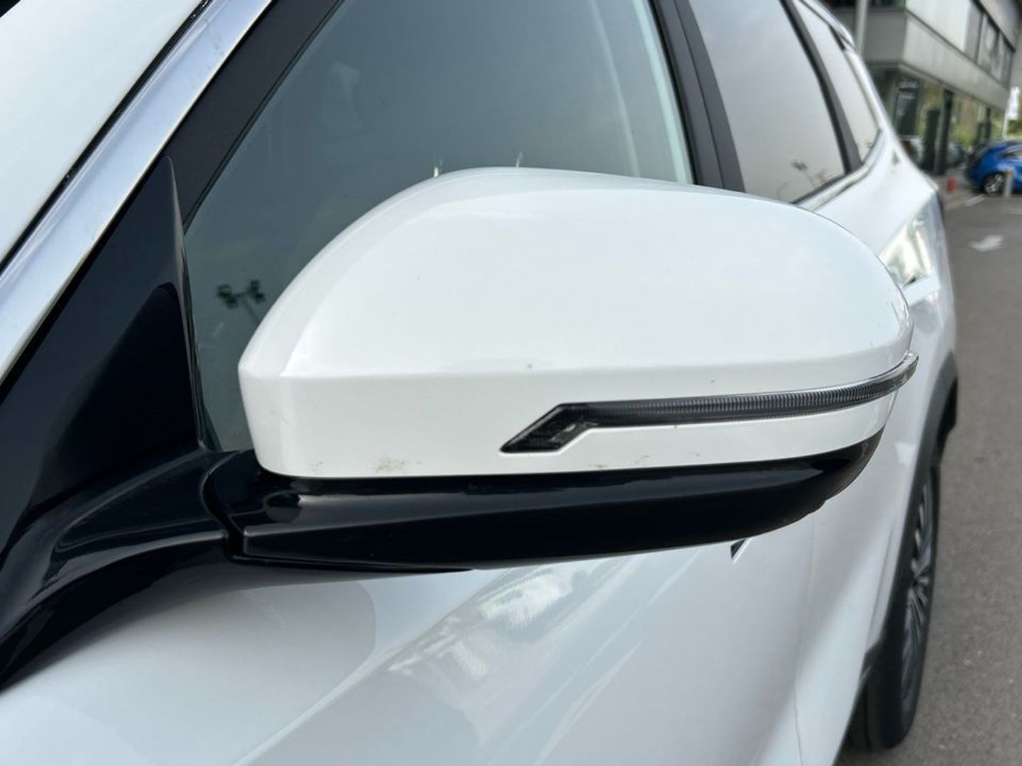 Ebro S800 1.6 TGDI Luxury DCT 108 kW (147 CV)
