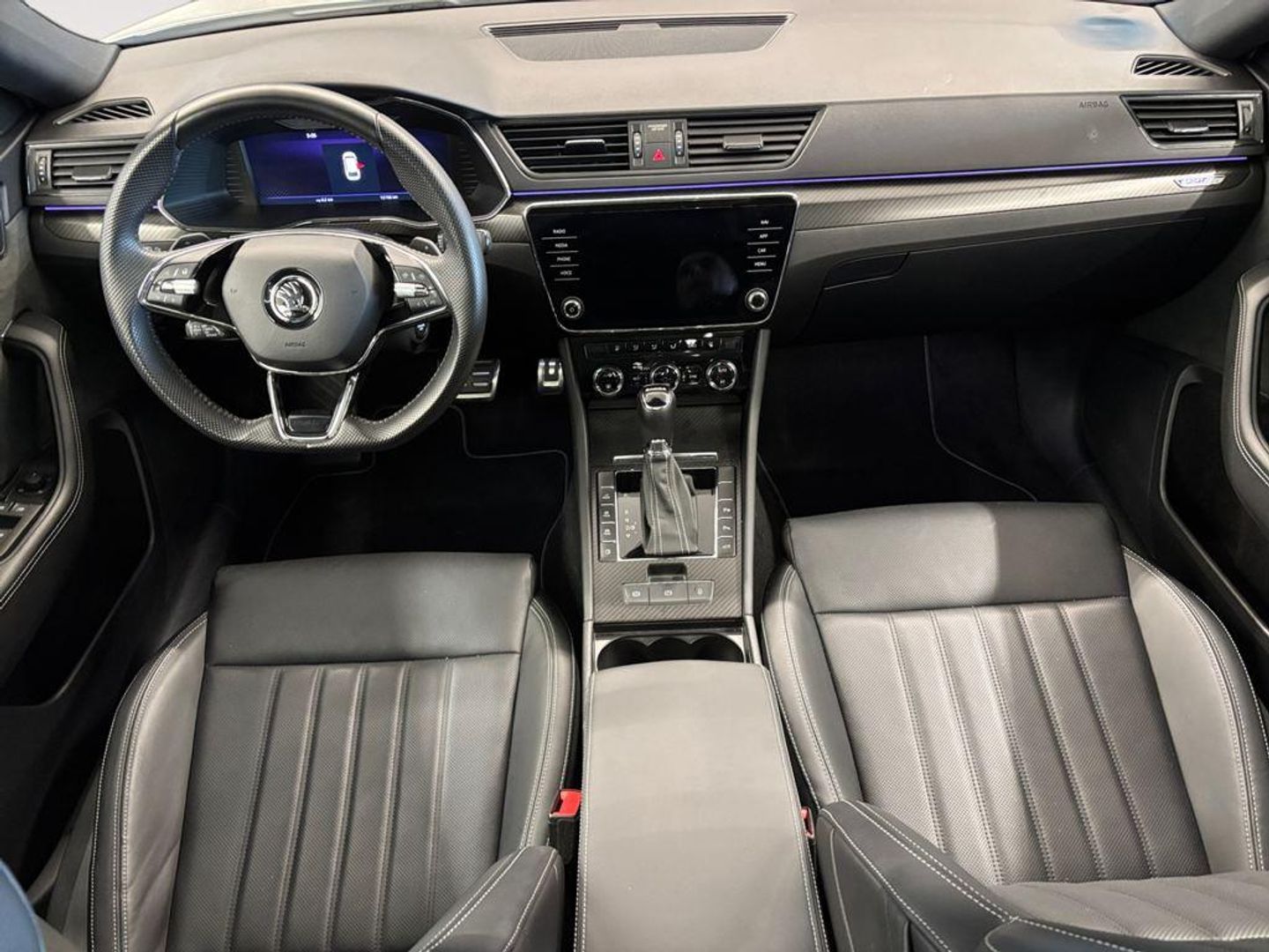 Skoda Superb Combi 1.4 TSI iV P-HEV SportLine DSG 160 kW (218 CV)