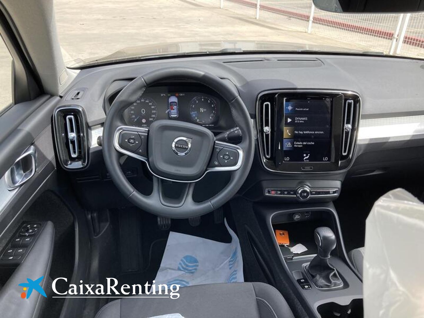 Volvo XC40 T2 Momentum Pro 95 kW (129 CV)