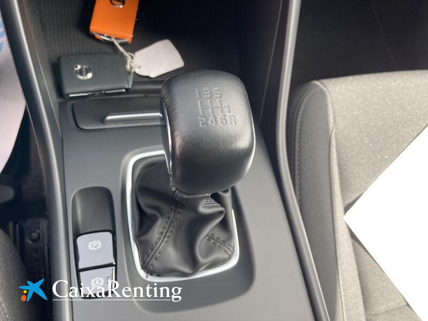 Volvo XC40 T2 Momentum Pro 95 kW (129 CV)