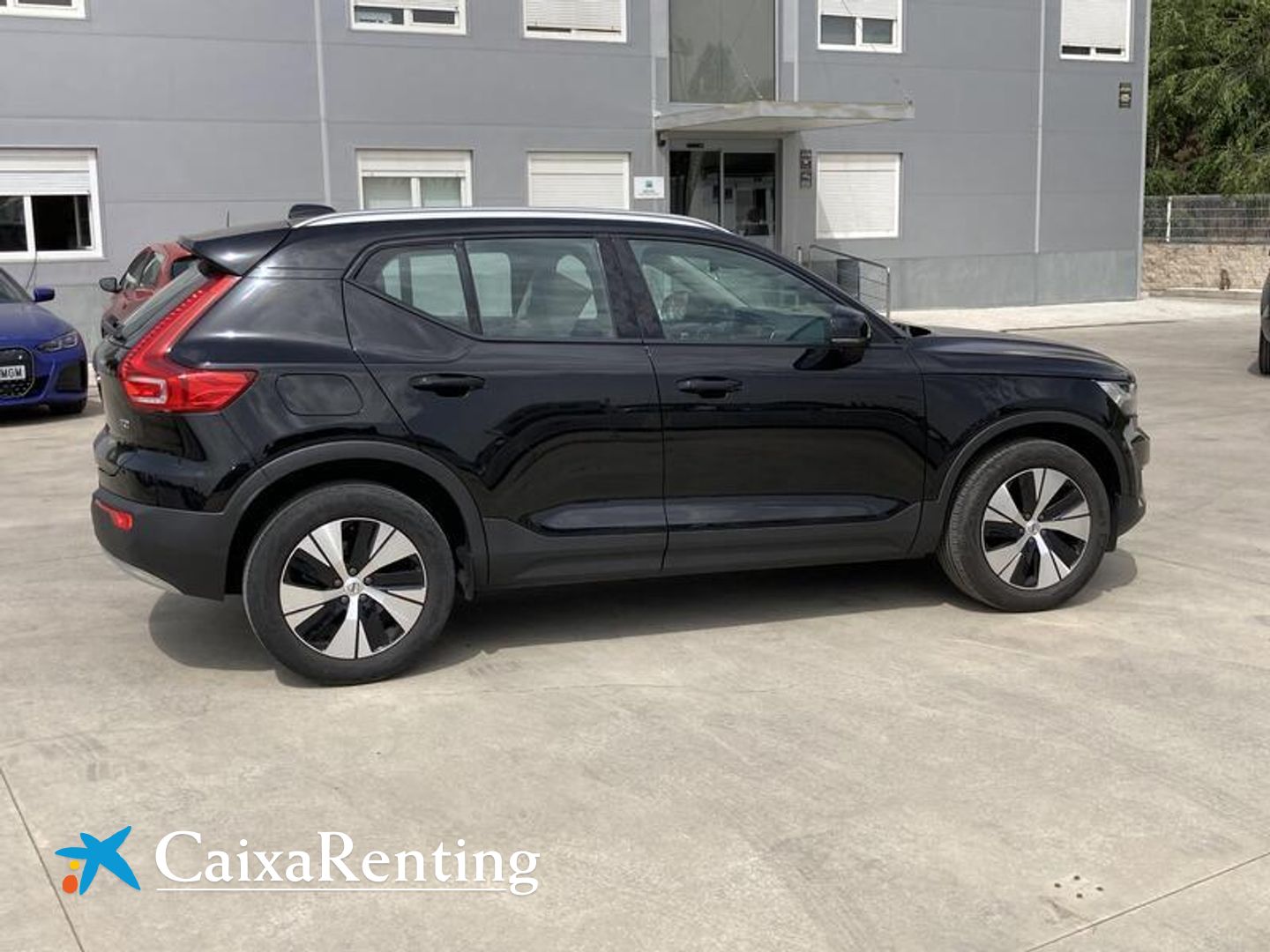 Volvo XC40 T2 Momentum Pro 95 kW (129 CV)