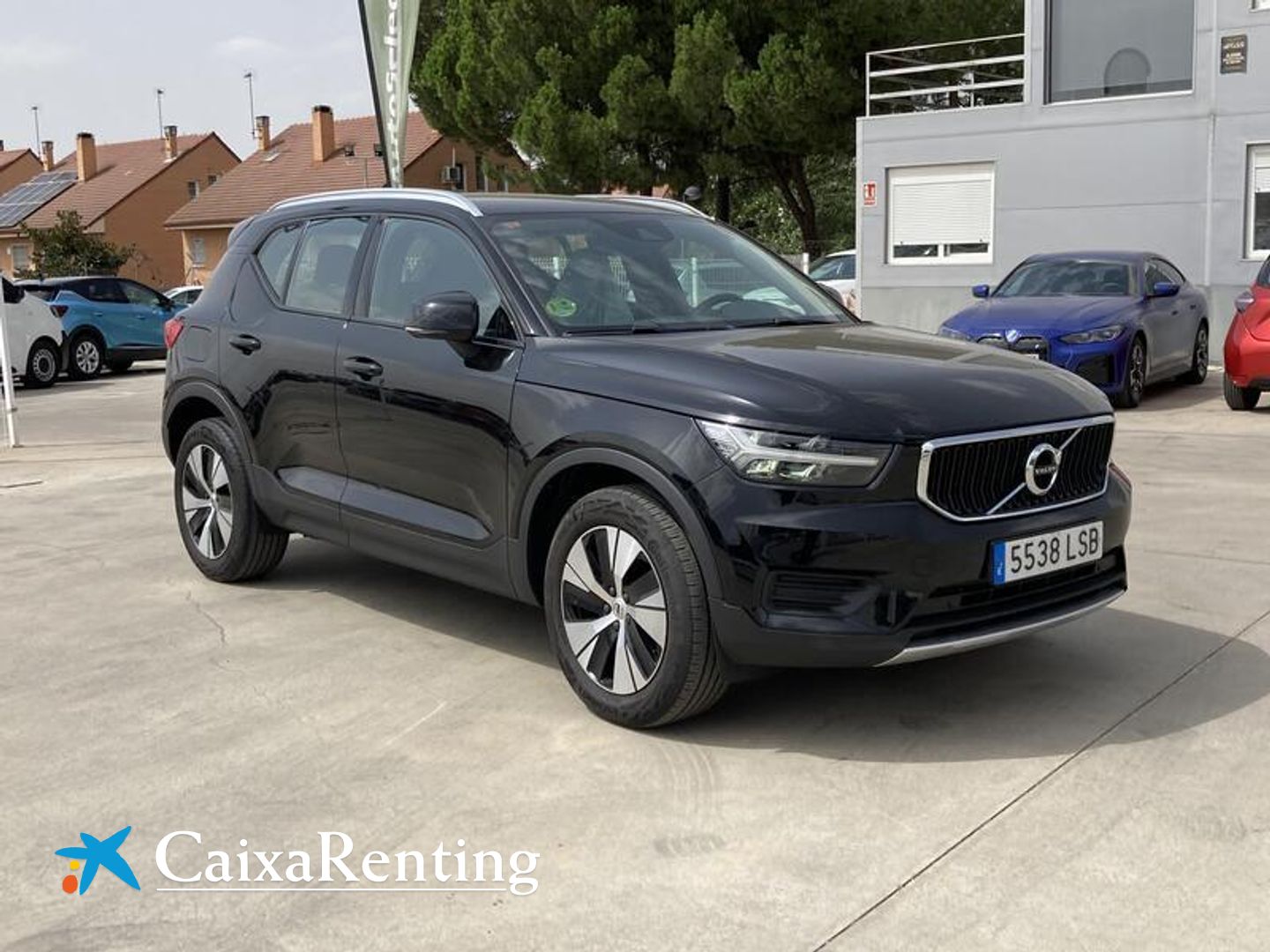 Volvo XC40 T2 Momentum Pro 95 kW (129 CV)