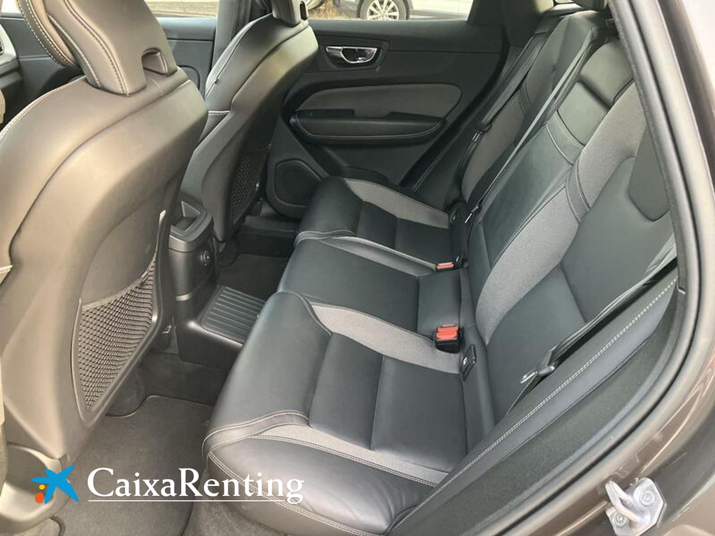 Volvo XC60 T6 Recharge R-Design AWD Auto 250 kW (340 CV)