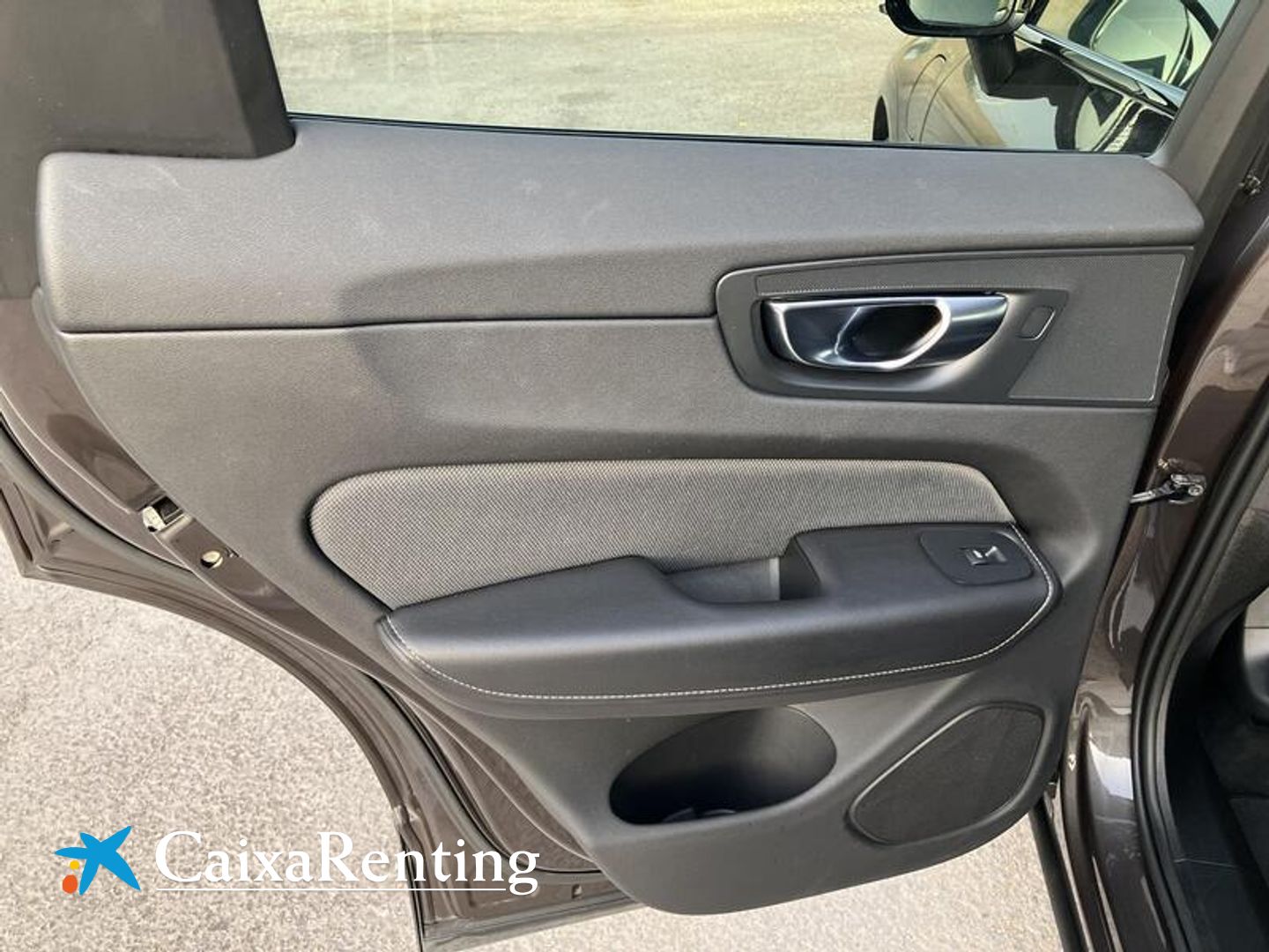 Volvo XC60 T6 Recharge R-Design AWD Auto 250 kW (340 CV)