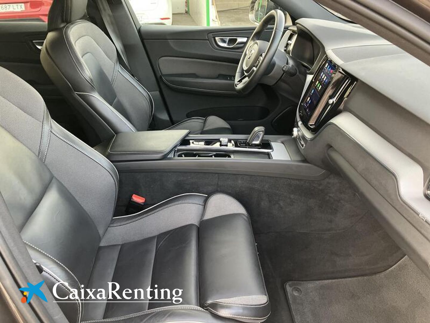 Volvo XC60 T6 Recharge R-Design AWD Auto 250 kW (340 CV)