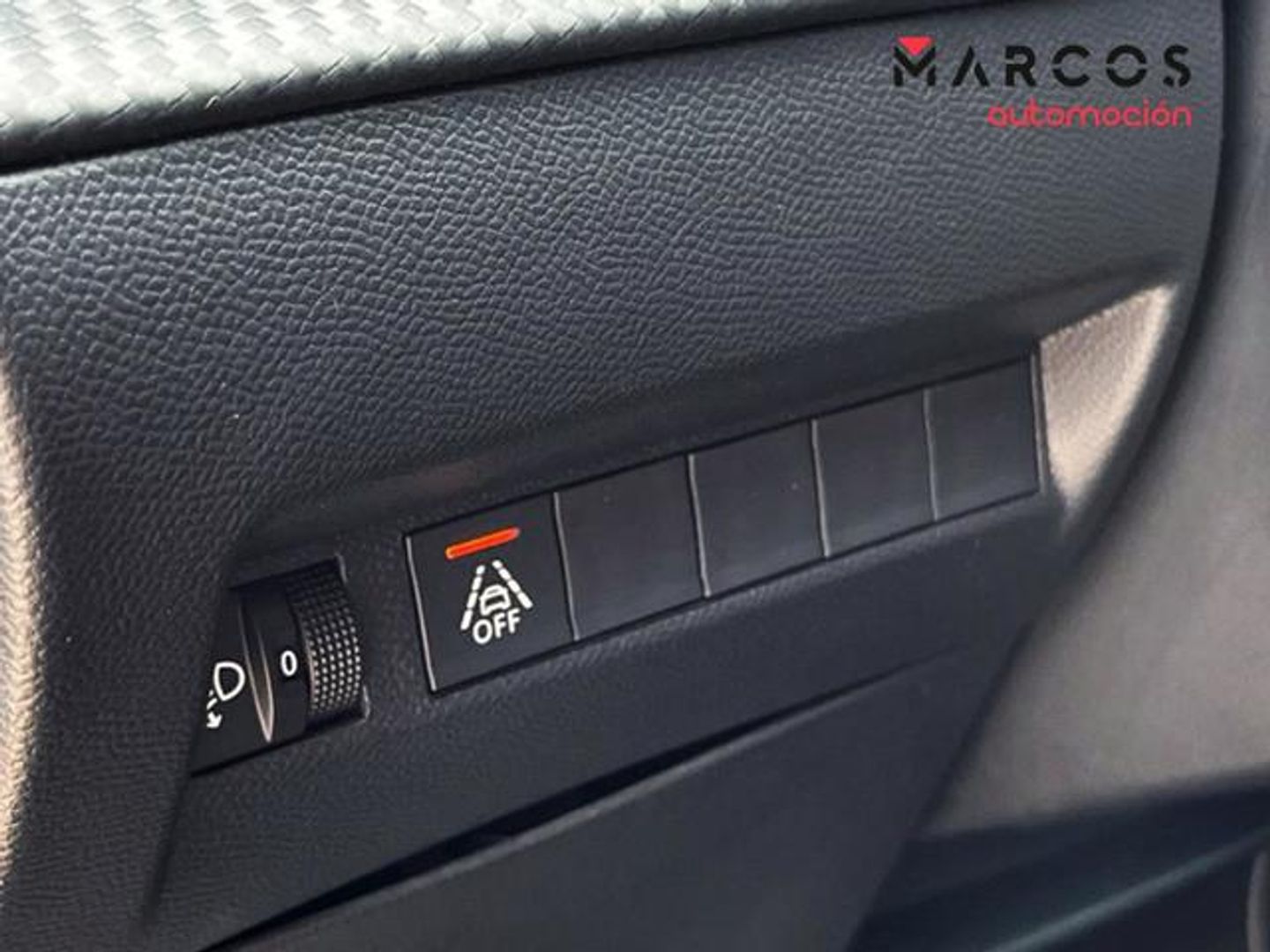 Peugeot 208 PureTech 100 Allure 75 kW (100 CV)