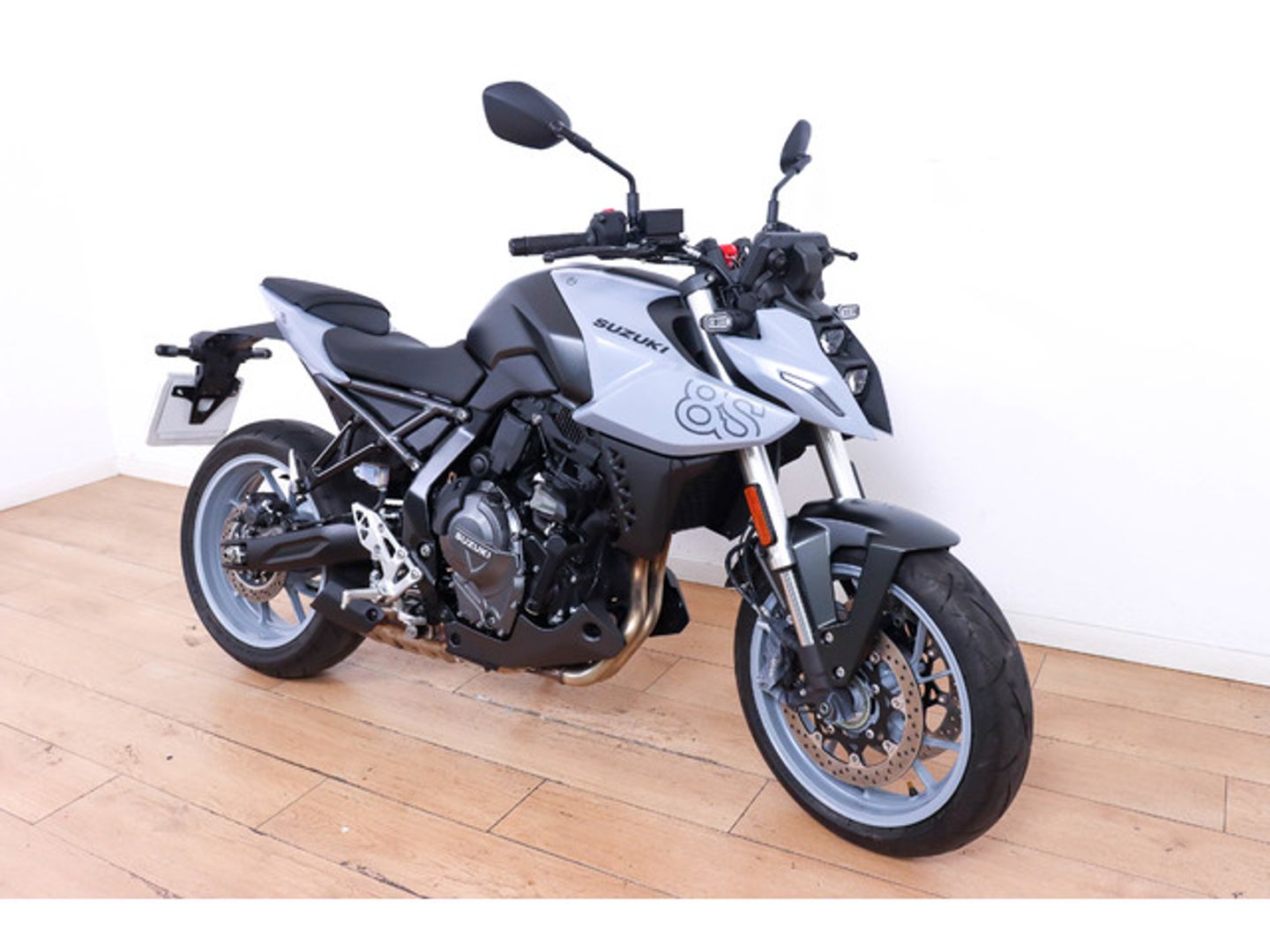 Suzuki GSX-8S
