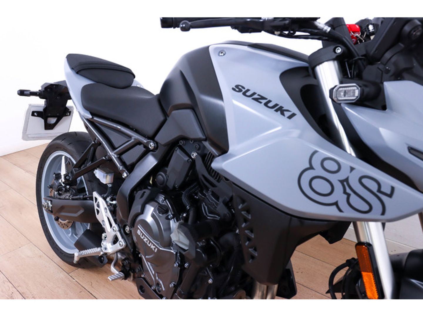 Suzuki GSX-8S