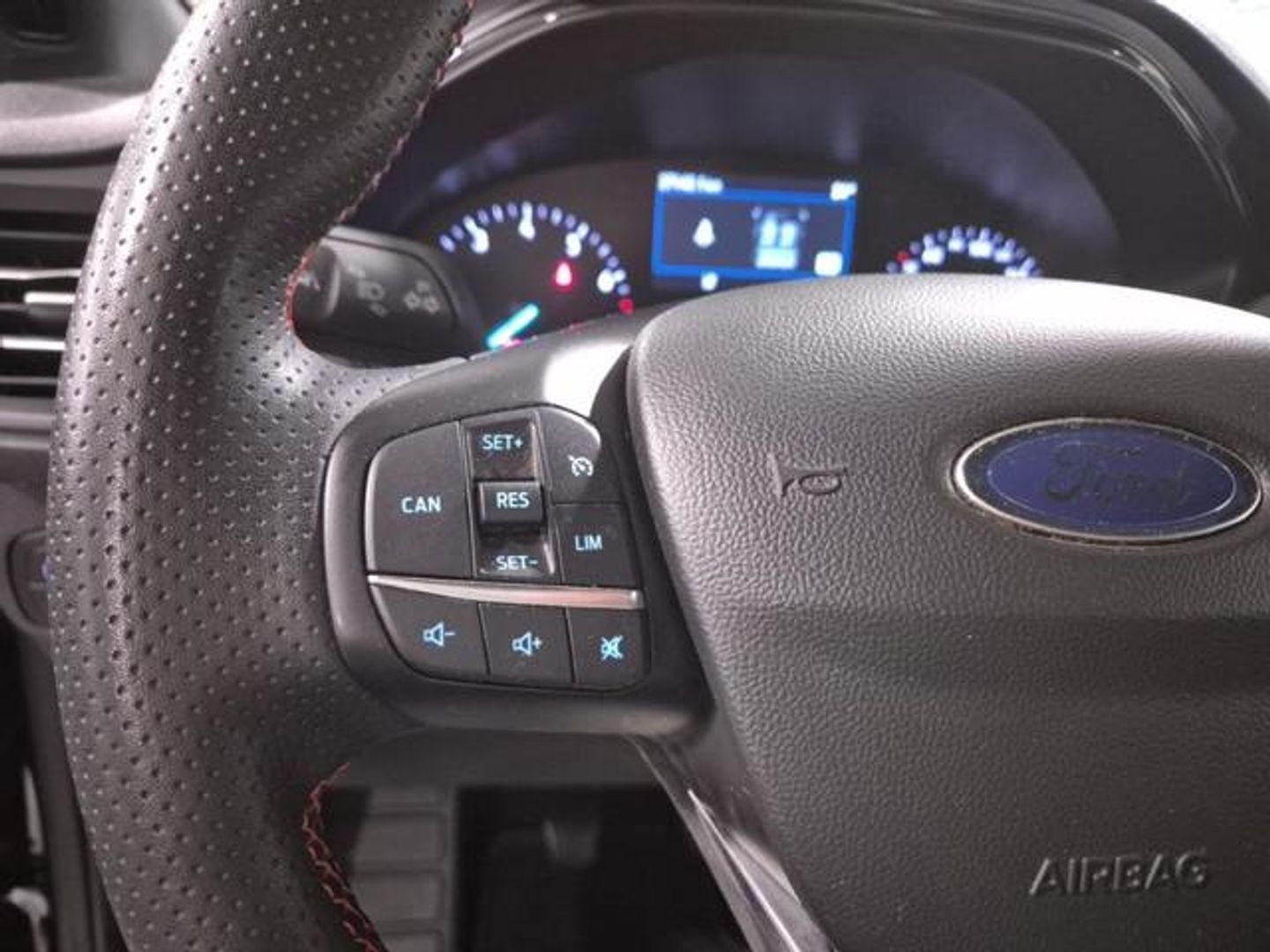 Ford Focus 1.0 Ecoboost MHEV ST-Line 114 kW (155 CV)