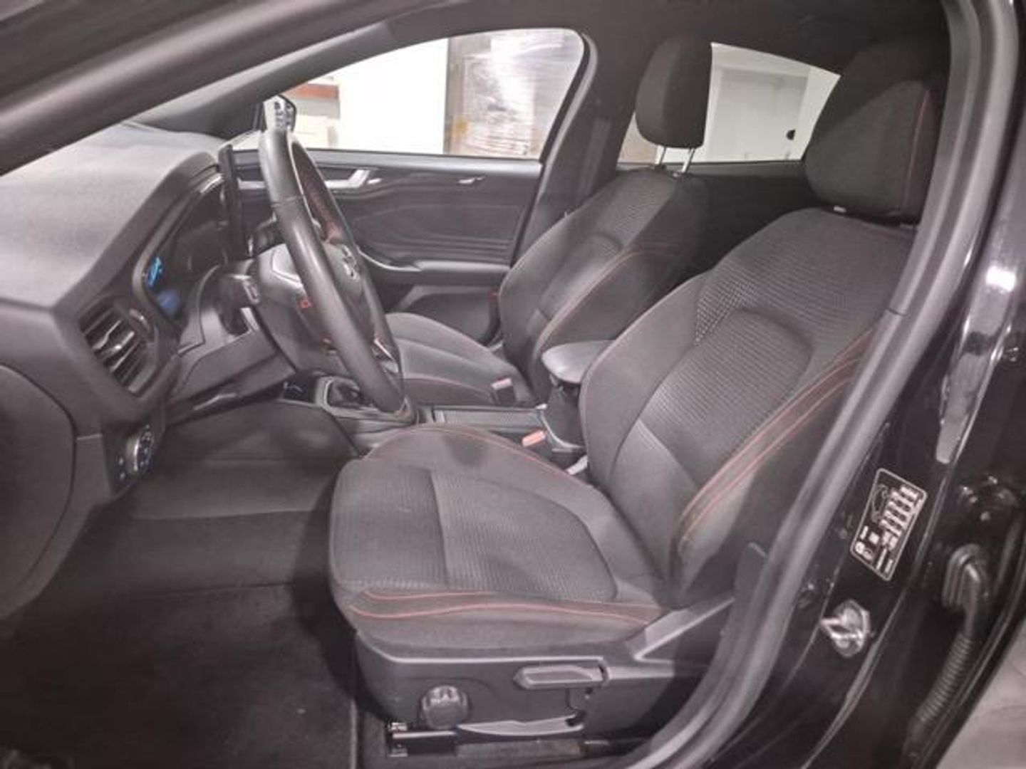 Ford Focus 1.0 Ecoboost MHEV ST-Line 114 kW (155 CV)