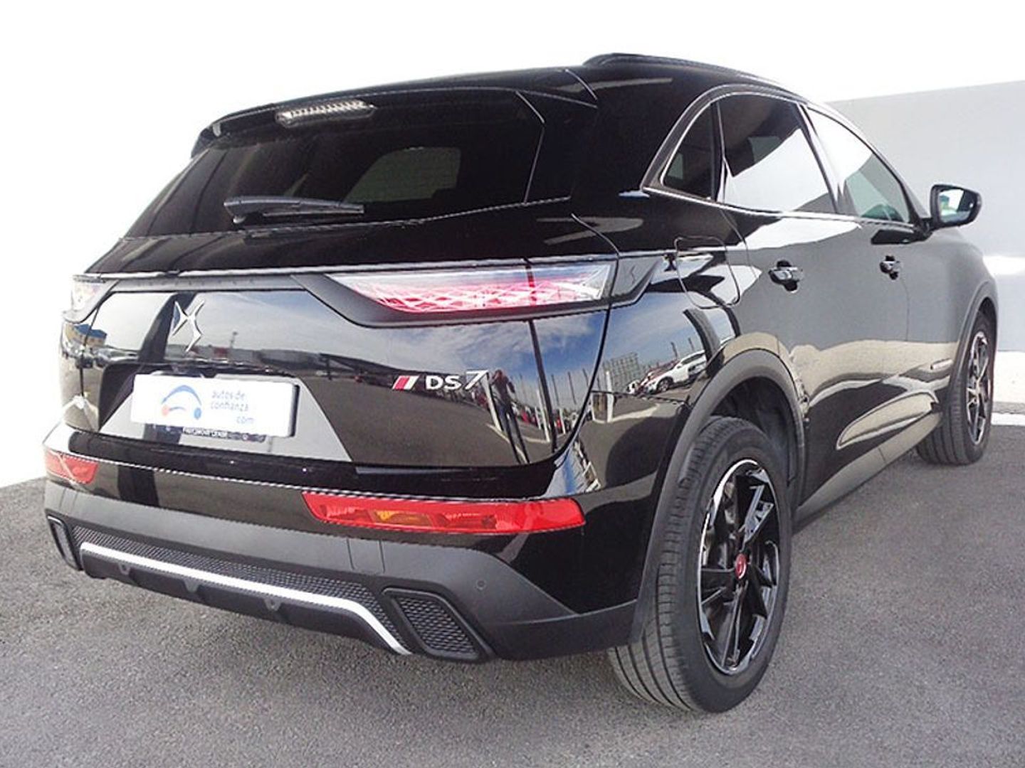 DS DS7 Crossback BlueHDi 130 DE Performance Line AT 96 kW (130 CV)