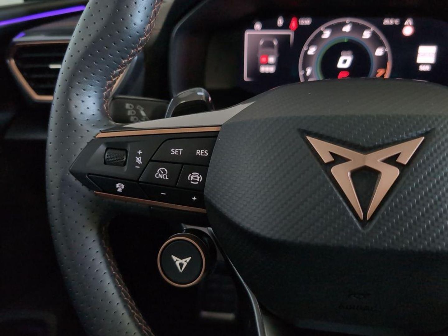 CUPRA Leon Sportstourer 1.5 TSI e-Hybrid VZ DSG 200 kW (272 CV)