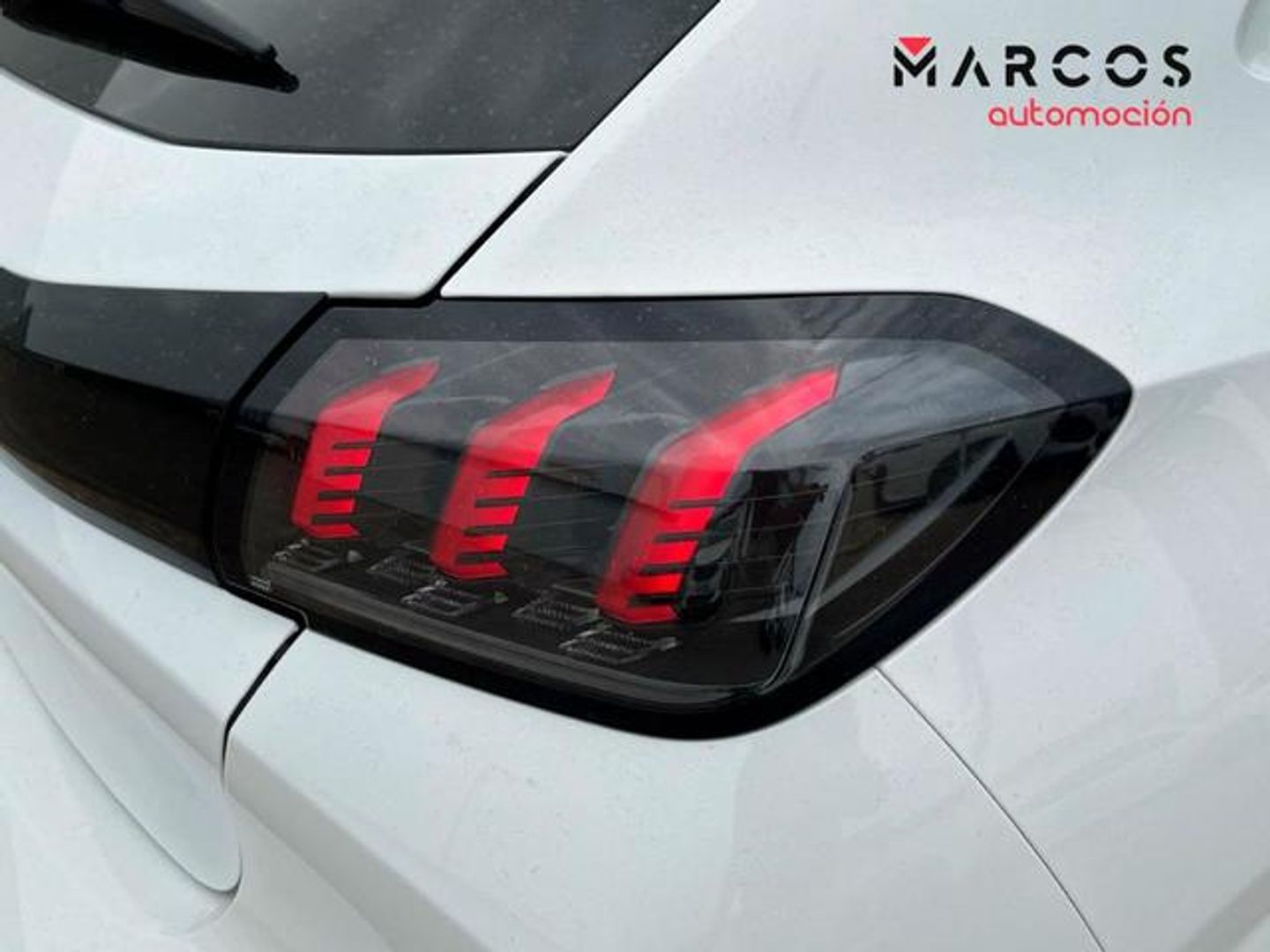 Peugeot 208 PureTech 100 Allure Pack 75 kW (100 CV)