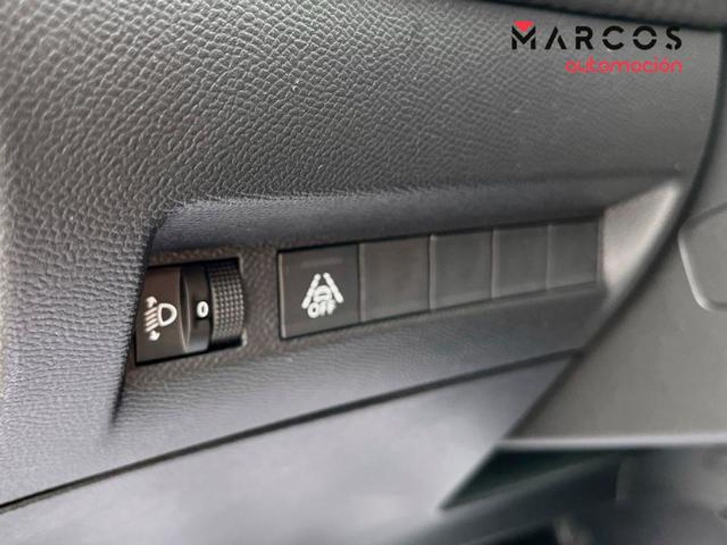 Peugeot 208 PureTech 100 Allure Pack 75 kW (100 CV)