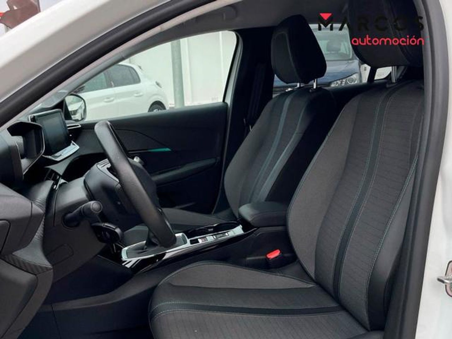 Peugeot 208 PureTech 100 Allure Pack 75 kW (100 CV)