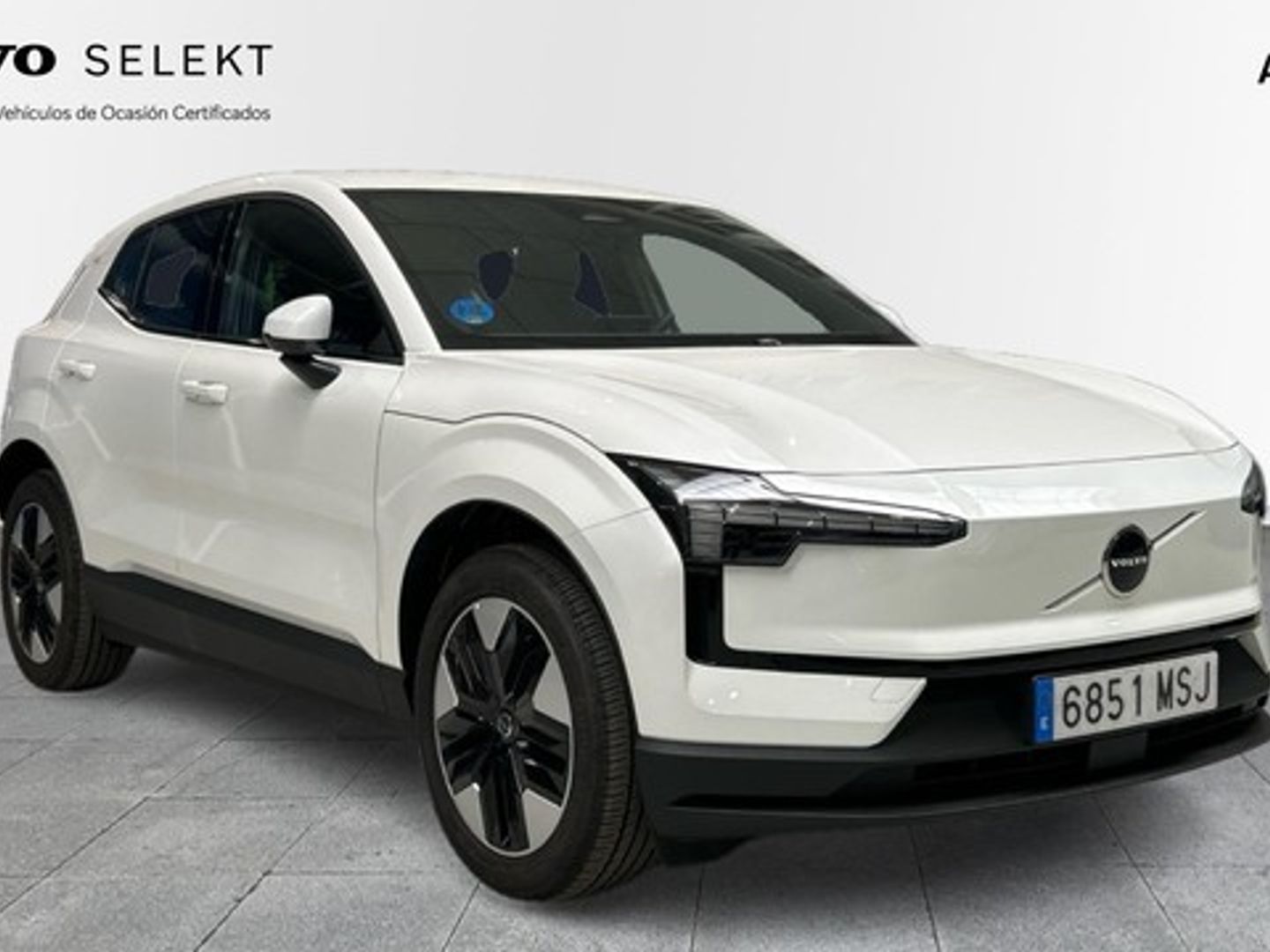 Volvo EX30 Single Motor Extended Range Core Auto 200 kW (272 CV)