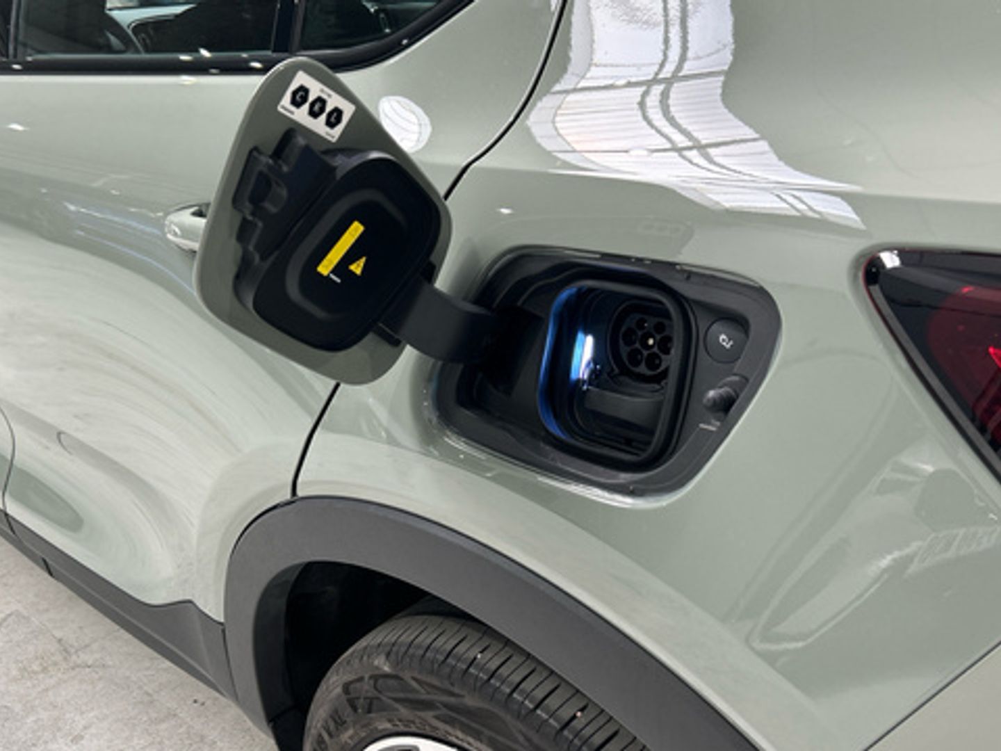 Volvo EC40 Recharge Single Extended Plus Auto 185 kW (252 CV)