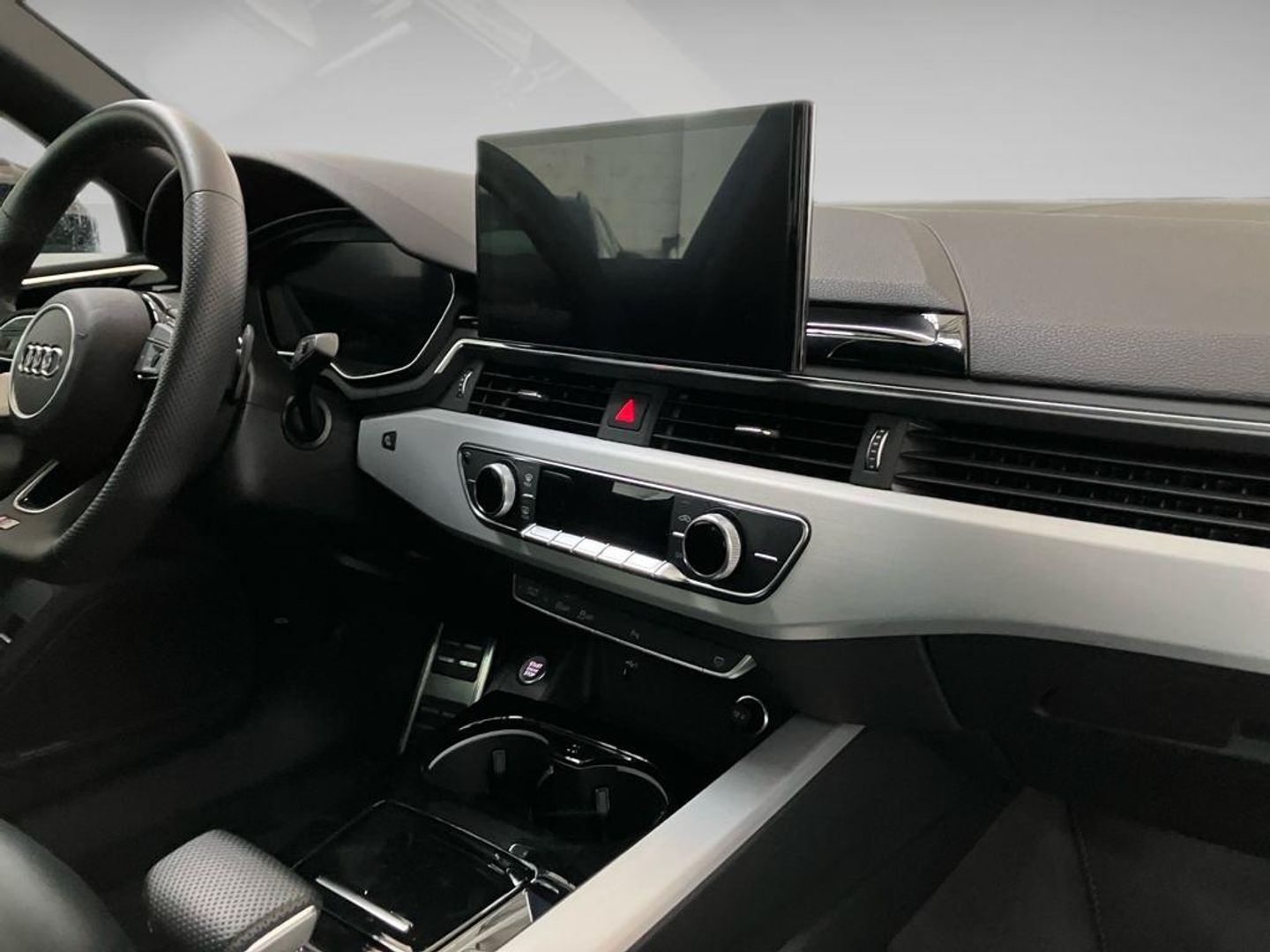 Audi A4 Black line 35 TFSI 110 kW (150 CV) S tronic Blanco Sedan