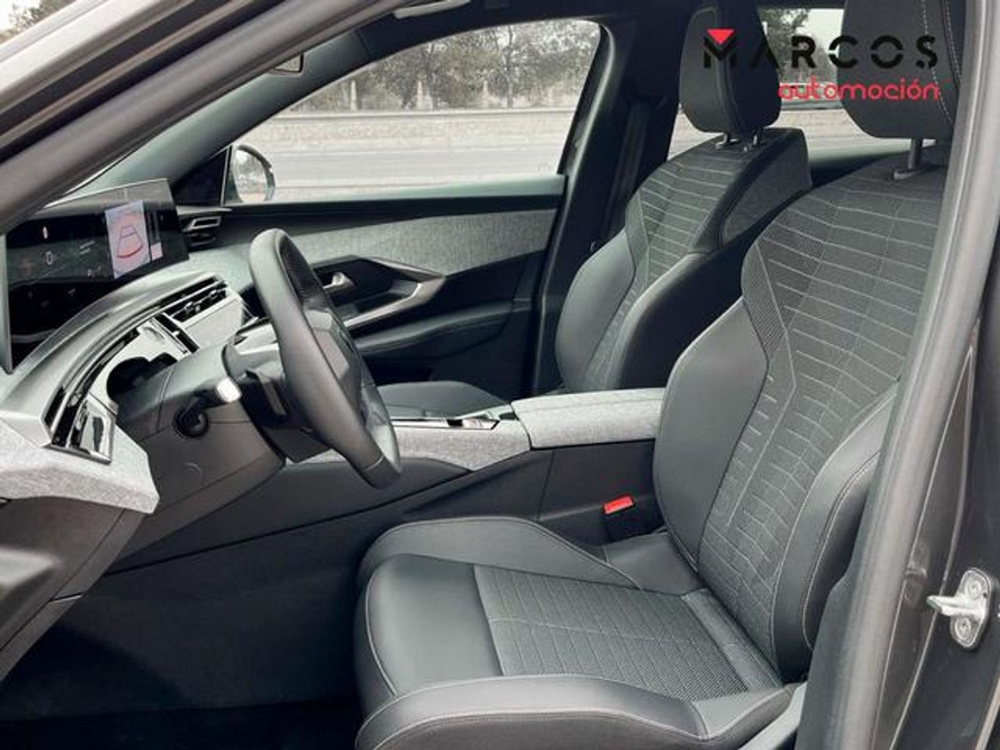 Peugeot 3008 Allure Hybrid eDCS6 100 kW (136 CV)