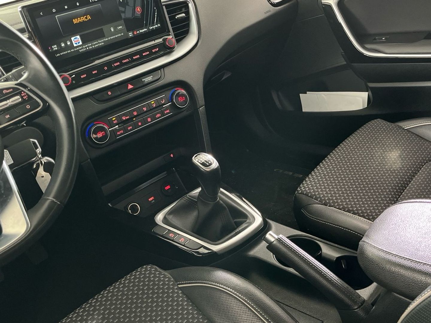 Kia Ceed 1.0 T-GDi Tech 74 kW (100 CV)
