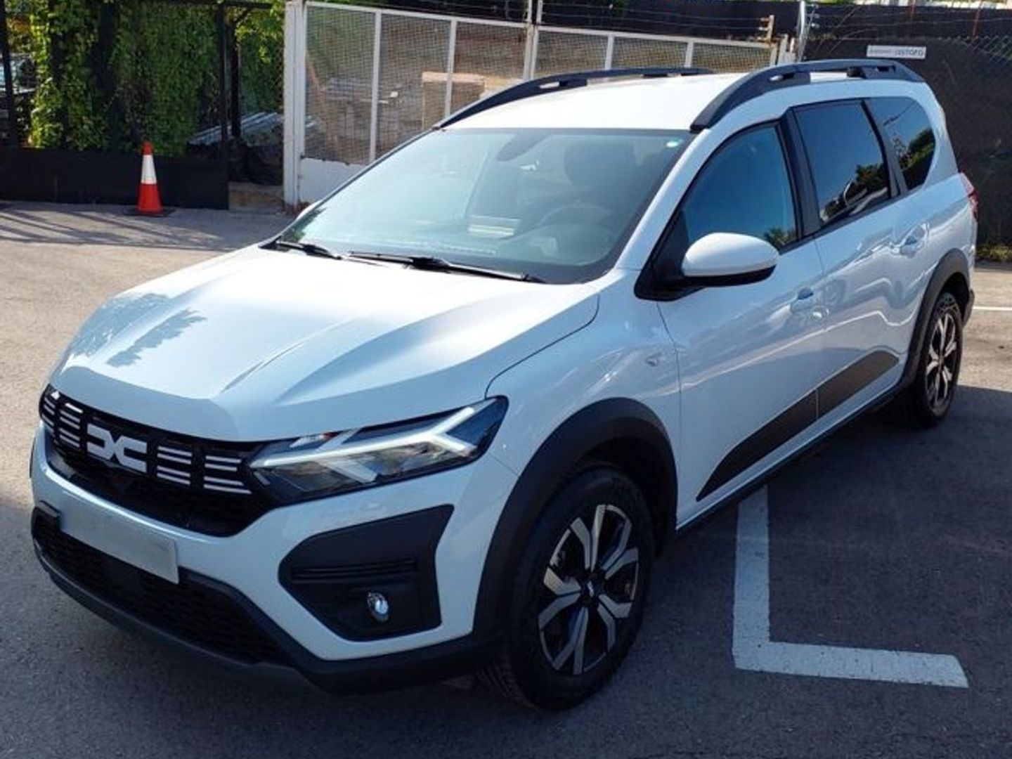 Dacia Jogger Expression TCe 7 plazas 81 kW (110 CV)