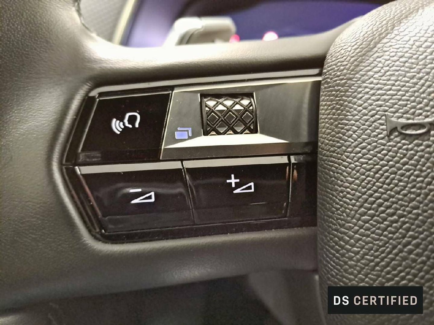 DS DS7 Crossback BlueHDi 130 Bastille Auto 96 kW (130 CV)