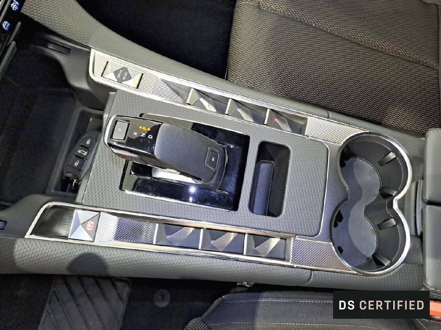 DS DS7 Crossback BlueHDi 130 Bastille Auto 96 kW (130 CV)