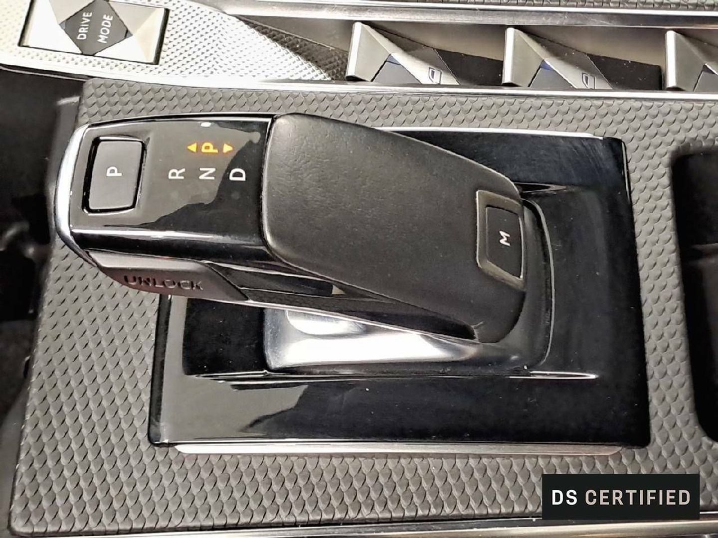 DS DS7 Crossback BlueHDi 130 Bastille Auto 96 kW (130 CV)
