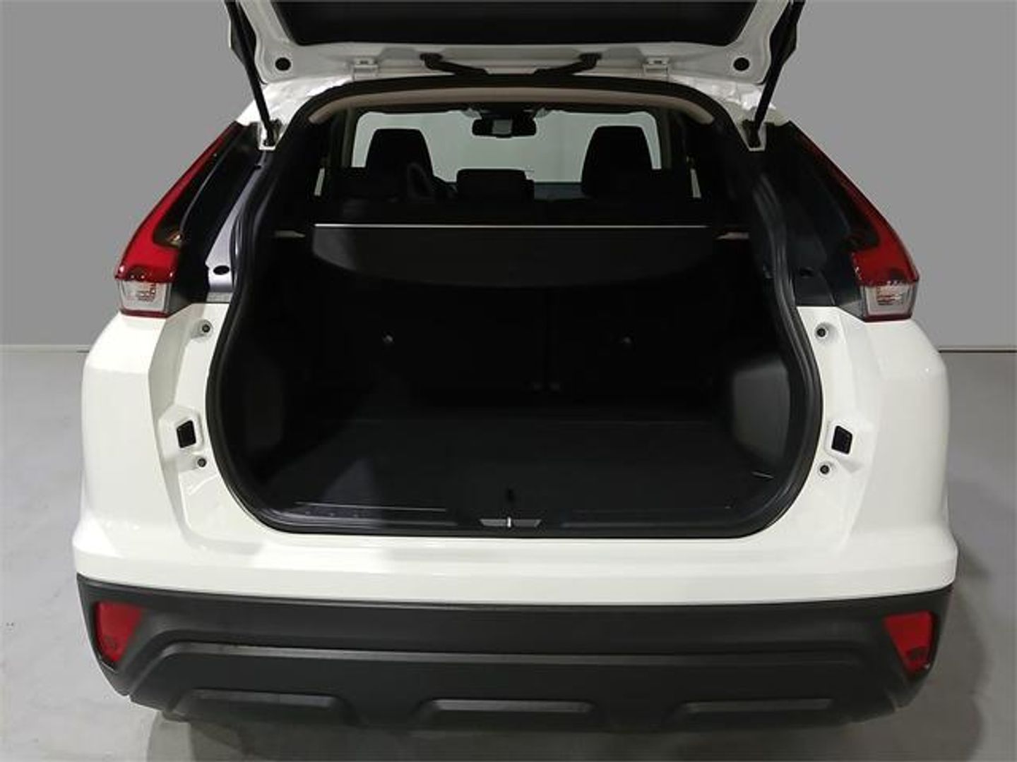 Mitsubishi Eclipse Cross 2.4 PHEV Motion 4WD Auto 138 kW (188 CV)