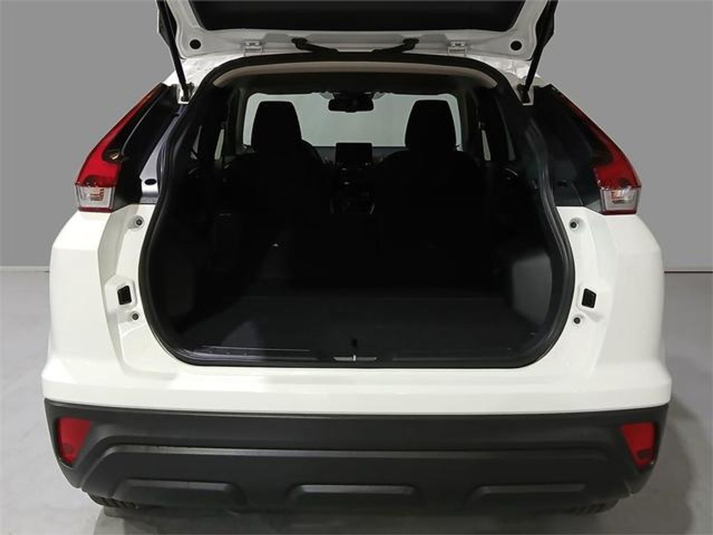 Mitsubishi Eclipse Cross 2.4 PHEV Motion 4WD Auto 138 kW (188 CV)