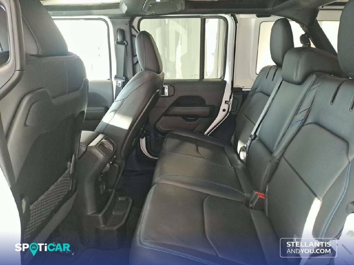 Jeep Wrangler 2.0 Rubicon 8ATX 280 kW (381 CV)