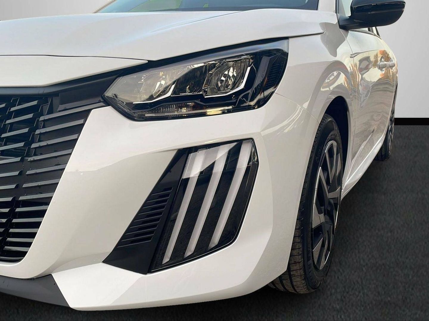 Peugeot 208 PureTech 100 Active 75 kW (100 CV)