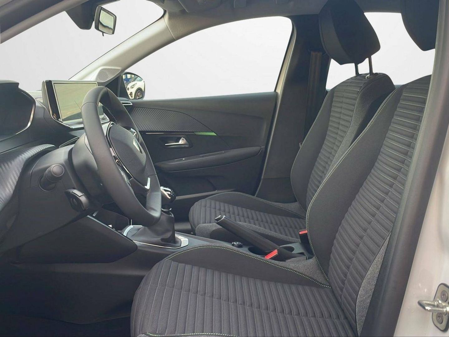 Peugeot 208 PureTech 100 Active 75 kW (100 CV)