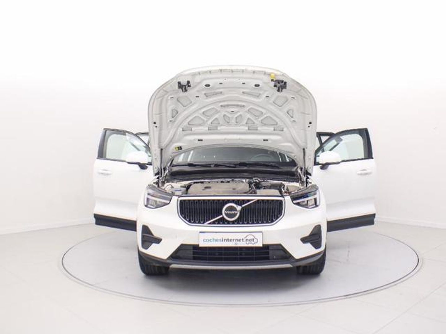 Volvo XC40 B3 G Core Auto 120 kW (163 CV)