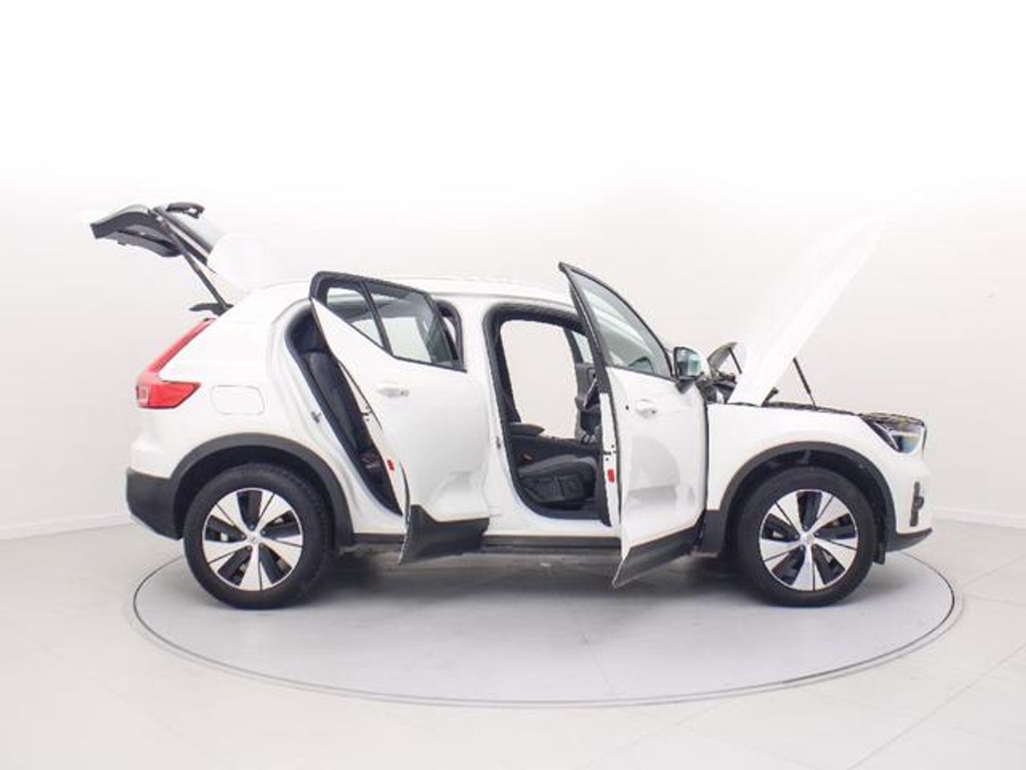 Volvo XC40 B3 G Core Auto 120 kW (163 CV)