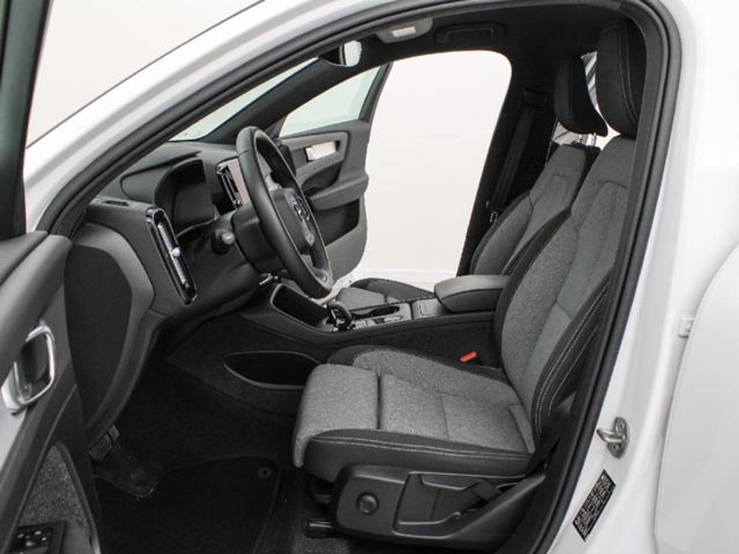 Volvo XC40 B3 G Core Auto 120 kW (163 CV)