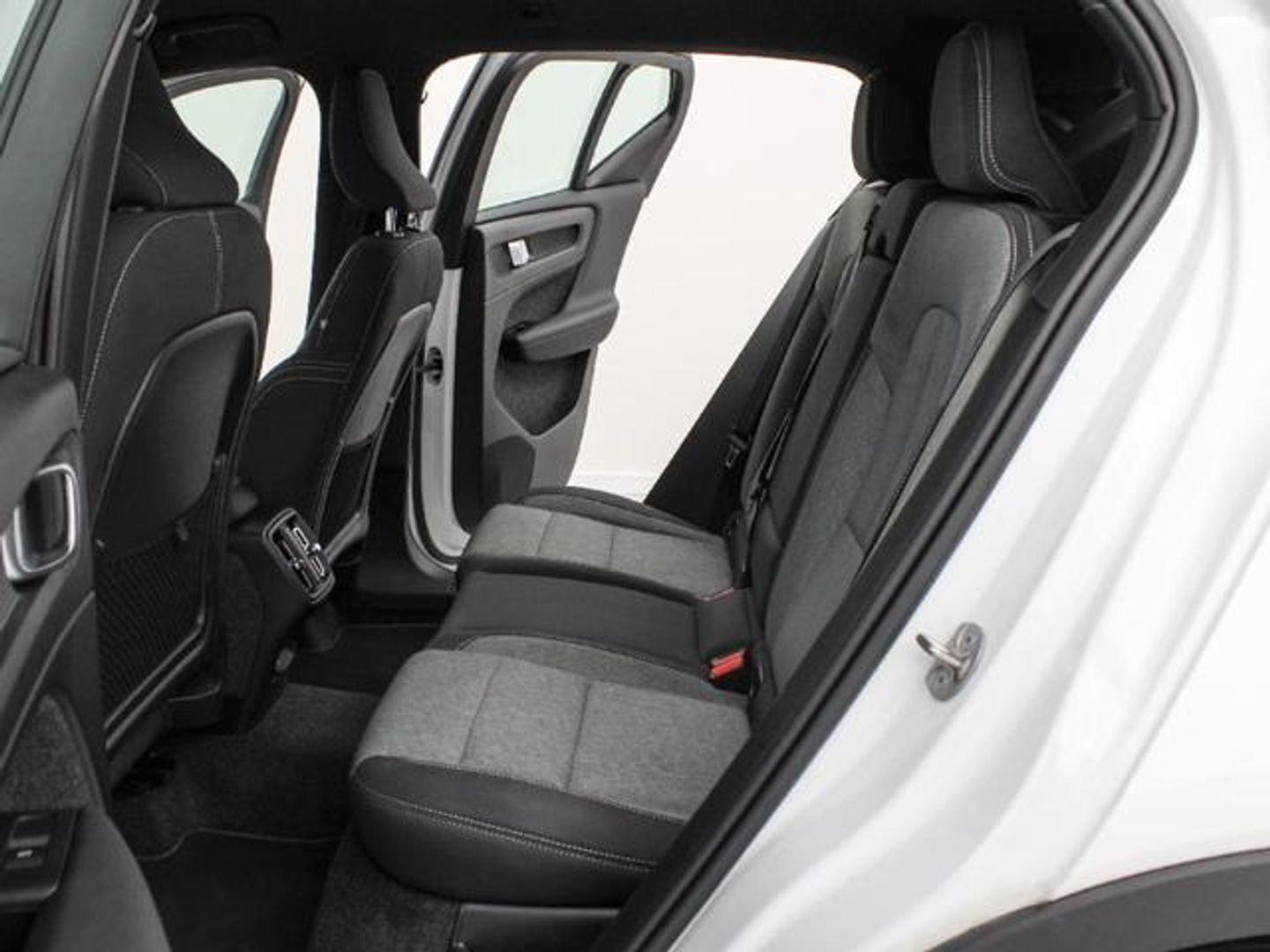 Volvo XC40 B3 G Core Auto 120 kW (163 CV)